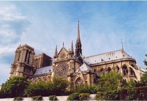 noterdam Najpiękniejsze katedry na świecie - poradnik dla fanów architektury sakralnej