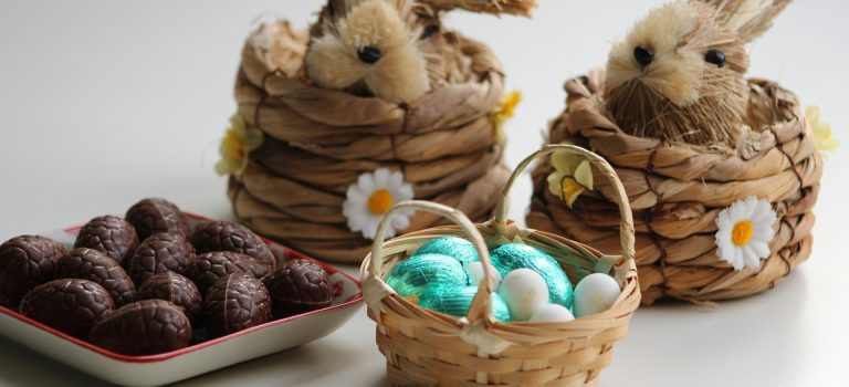 Zestaw Wielkanocny dla dzieci pełny słodyczy